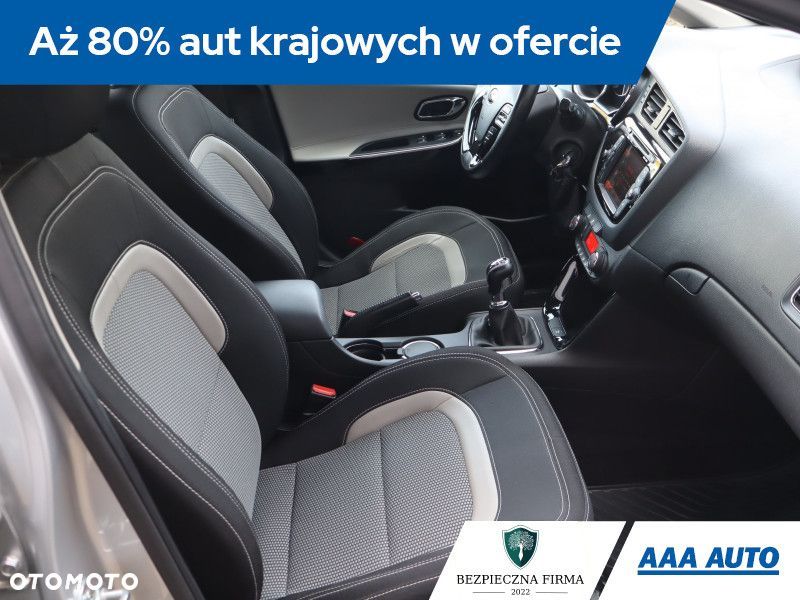Kia Ceed - 10