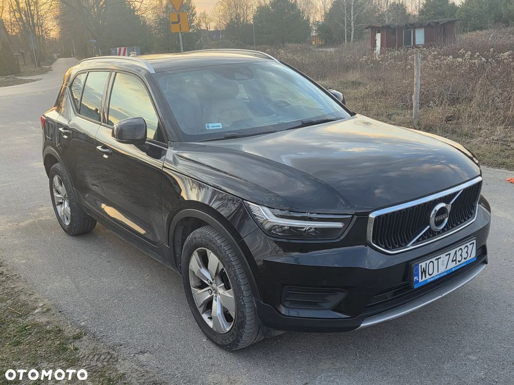 Volvo XC 40 D4 AWD Momentum - 2