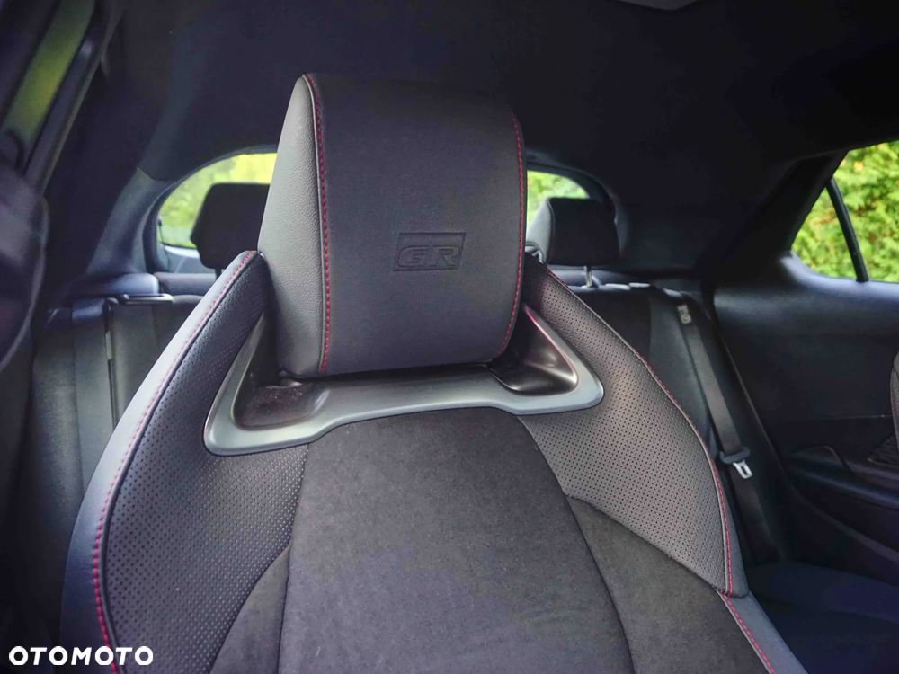 Toyota C-HR 2.0 Hybrid Dynamic Force GR Sport Premiere Edition - 27