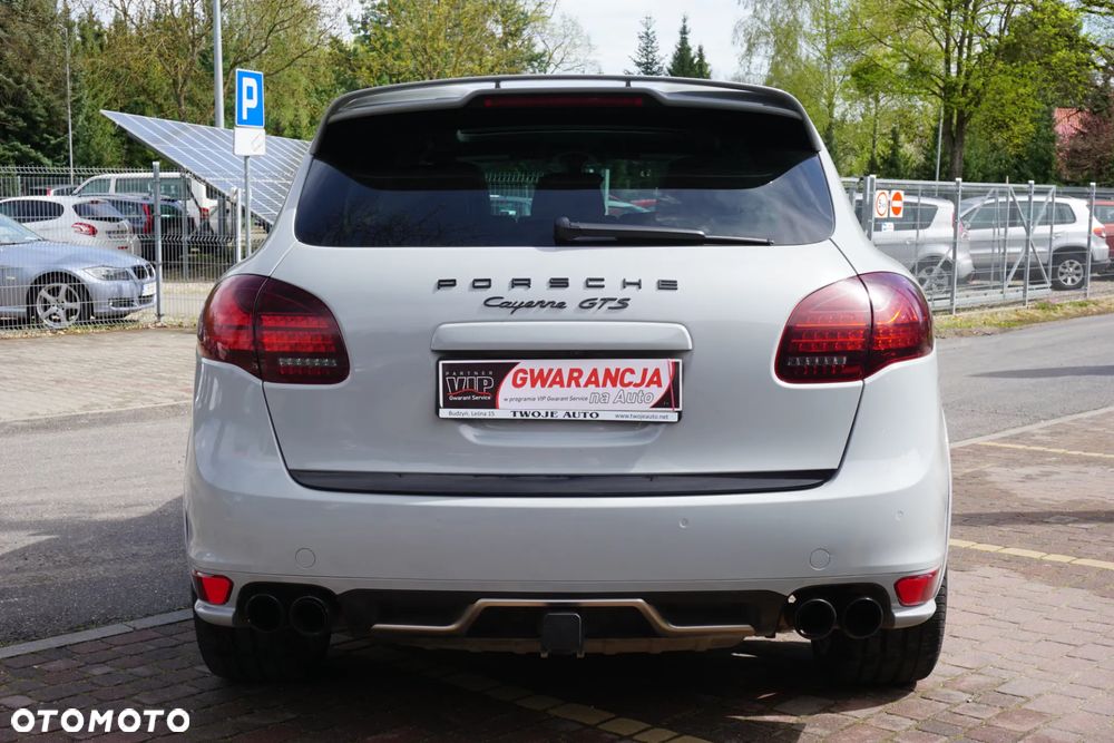 Porsche Cayenne GTS - 5
