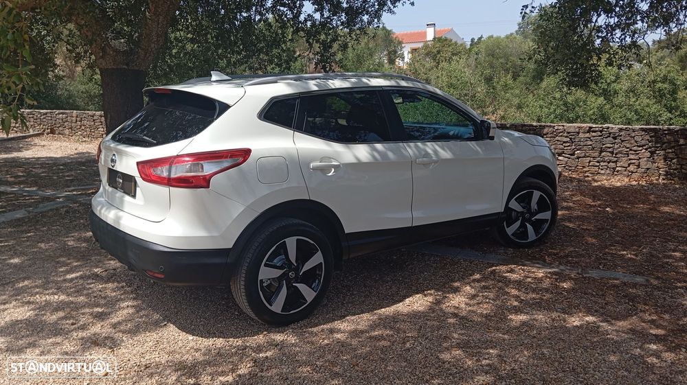 Nissan Qashqai 1.5 dCi 360 - 6