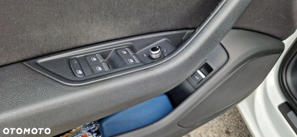 Audi A4 Avant 2.0 TDI S tronic - 20