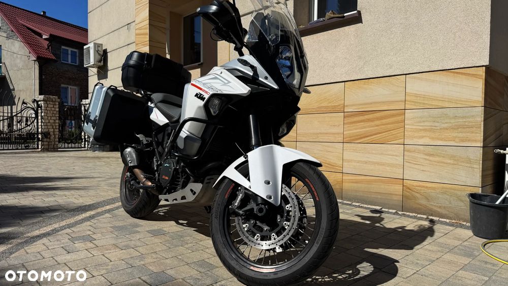 KTM Adventure - 1