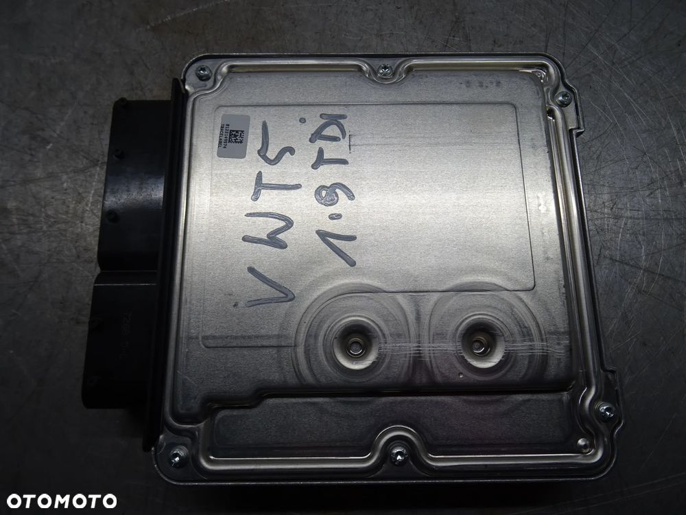 VW TRANSPORTER T5 1.9 TDI KOMPUTER 038906016AL - 3