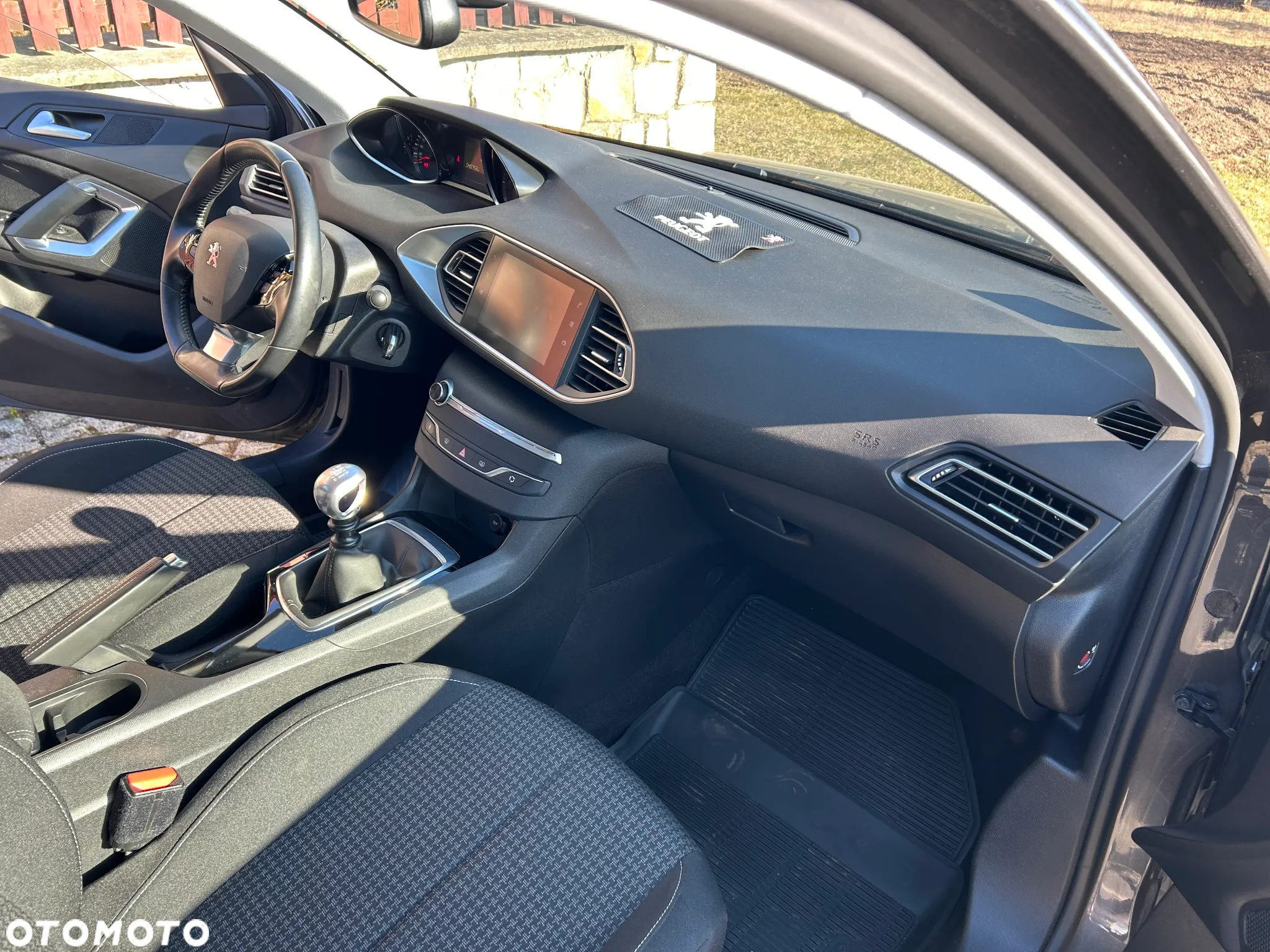 Peugeot 308 1.2 PureTech Active S&S - 19