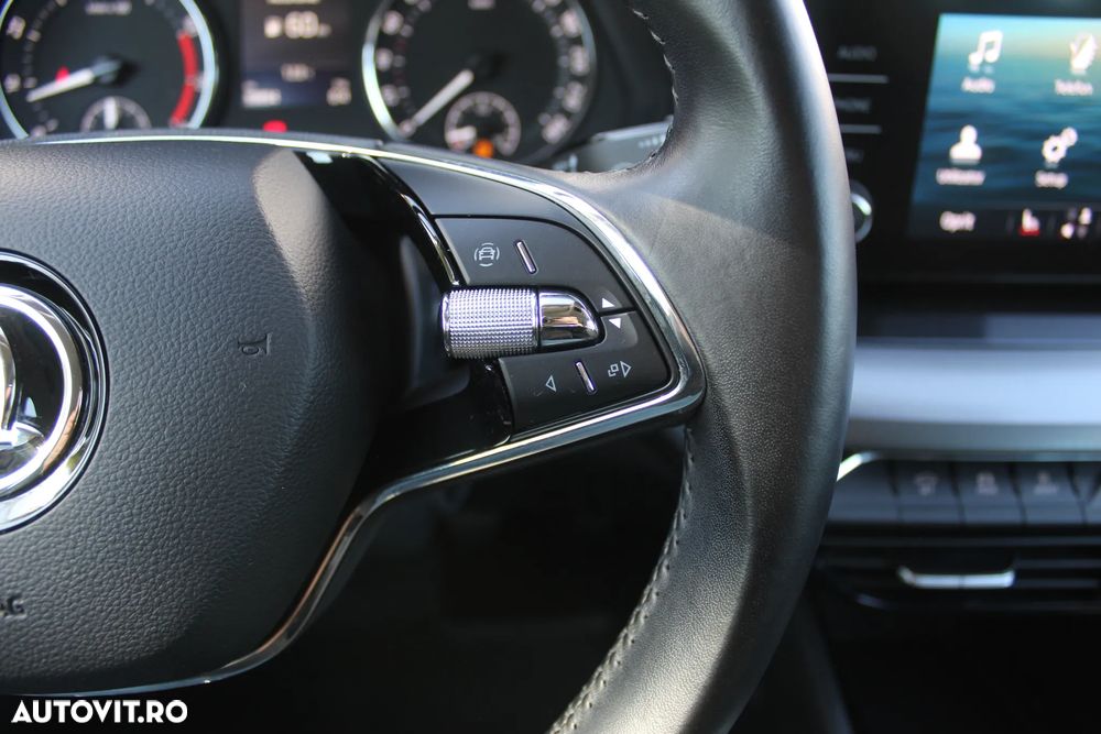 Skoda Octavia 2.0 TDI DSG Ambition - 14