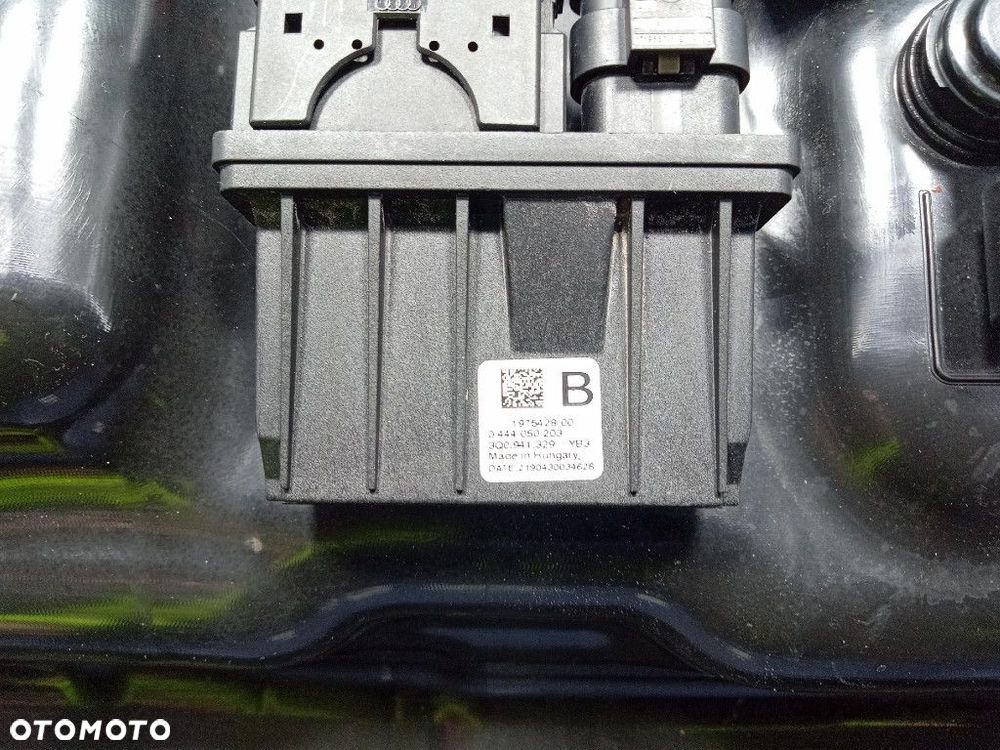 SKODA OCTAVIA III LIFT 17- 2.0 TDI 150KM ZBIORNIK AD BLUE 5Q0131877F - 5