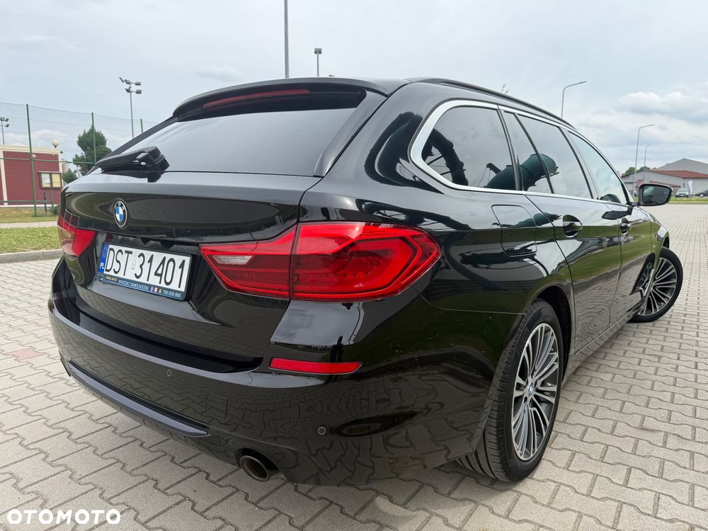 BMW Seria 5 520d Sport Line sport - 4