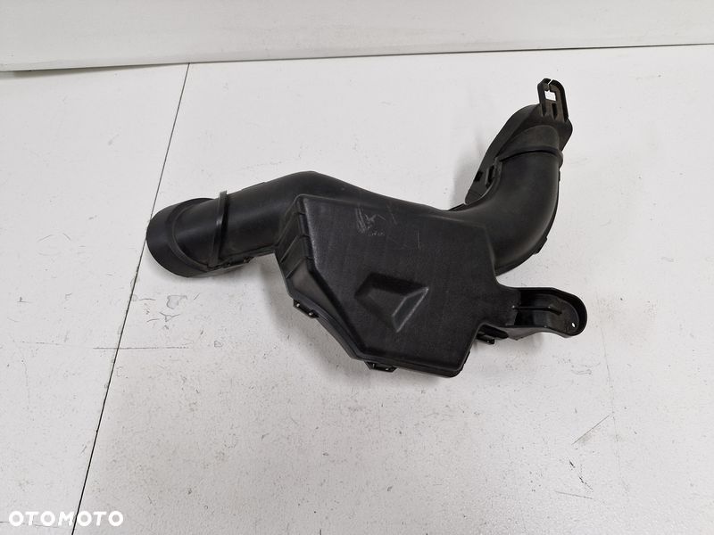 NISSAN JUKE F15 I 1 LIFT 1.2 B DIG-T RURA PRZEWÓD REZONATOR POWIETRZA 3YM00 - 1