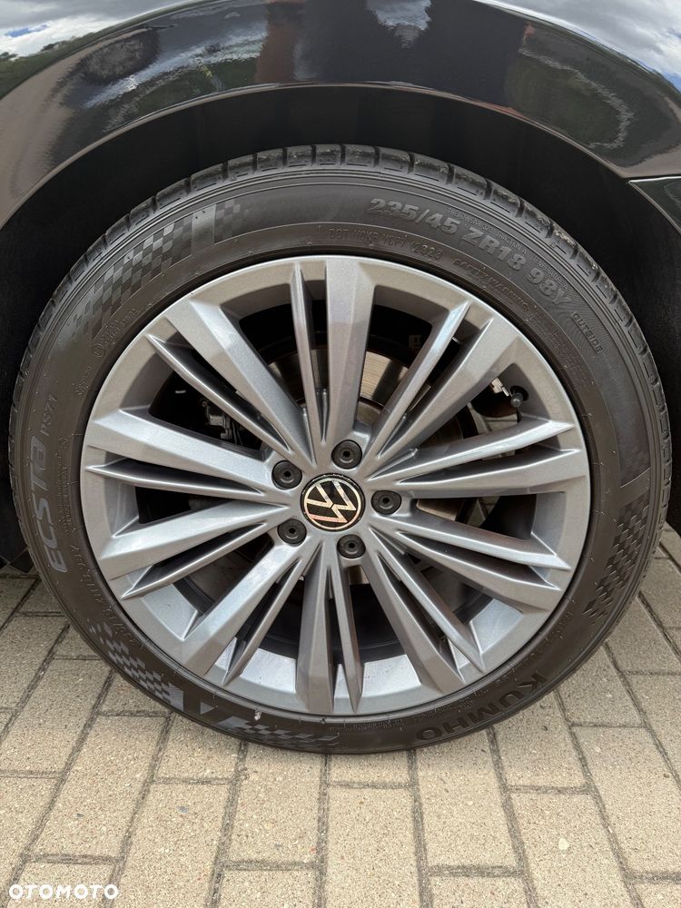 Volkswagen Passat 2.0 TSI Elegance DSG - 18