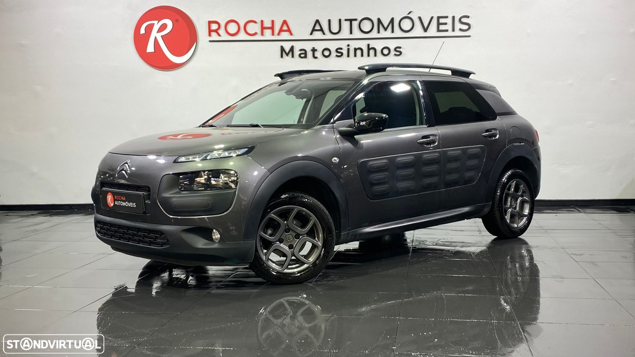 Citroën C4 Cactus 1.2 PureTech Shine - 1