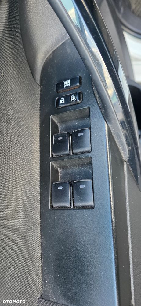 Toyota Auris Hybrid 135 Dynamic - 8