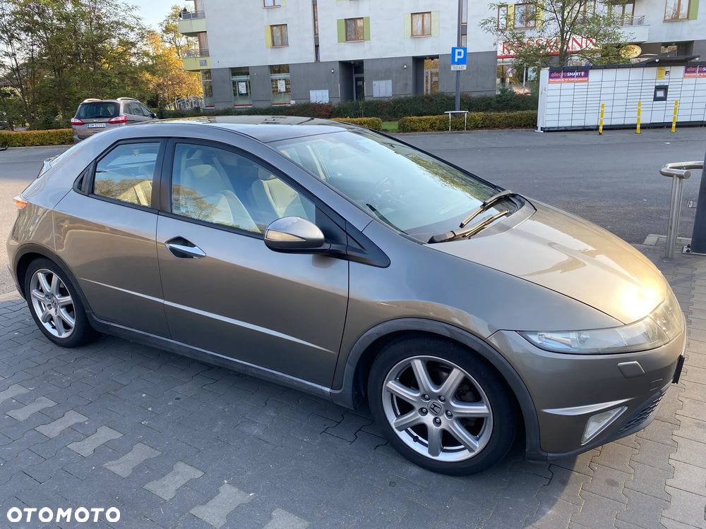 Honda Civic 1.8i-VTEC Executive - 4