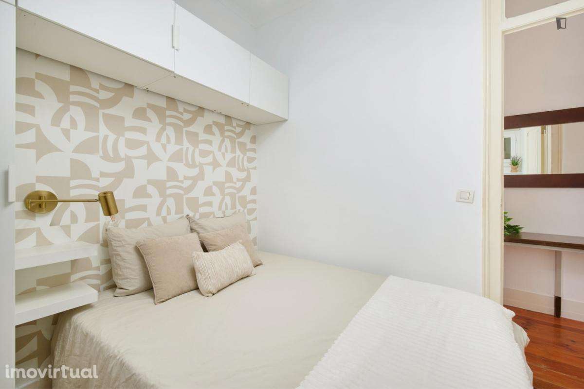 Quarto - localizado em São Sebastião Lisbon - Grande imagem: 3/32