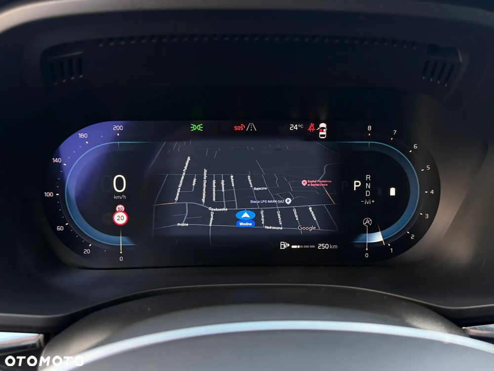 Volvo XC 60 B4 B Momentum Pro - 29