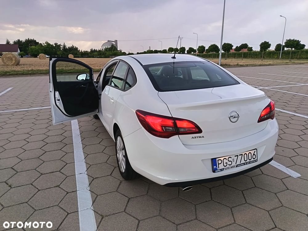 Opel Astra 1.4 T Business - 5
