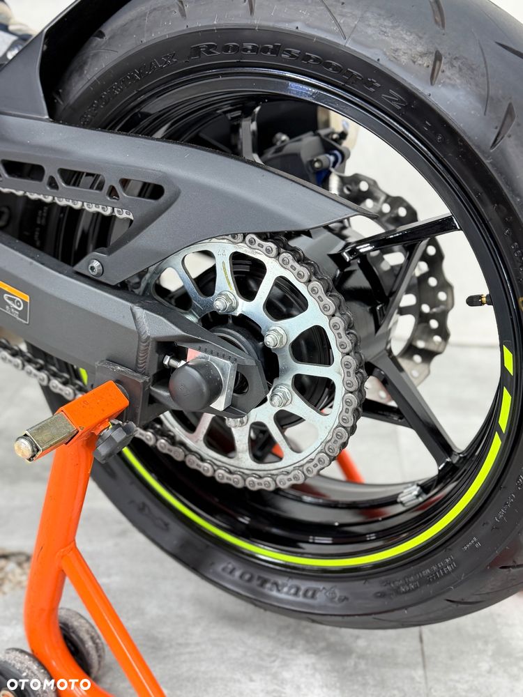 Kawasaki Z 900 - 10