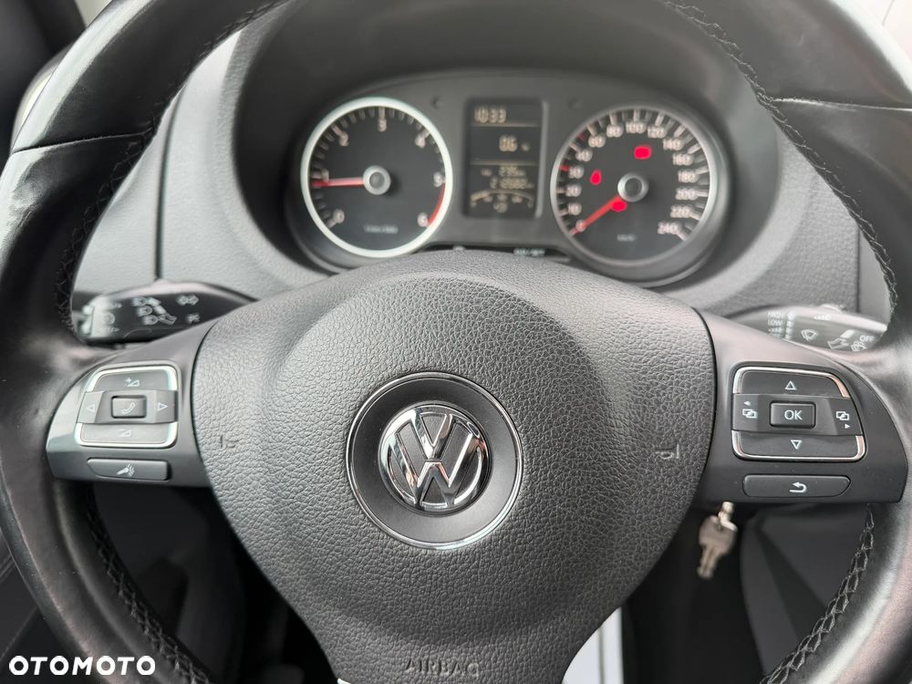 Volkswagen Amarok 2.0 BiTDI Trendline - 12