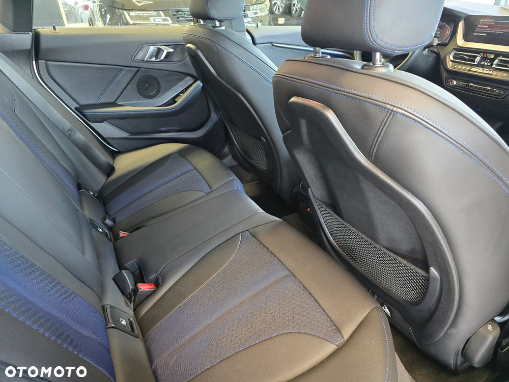 BMW Seria 2 218i M Sport sport - 9
