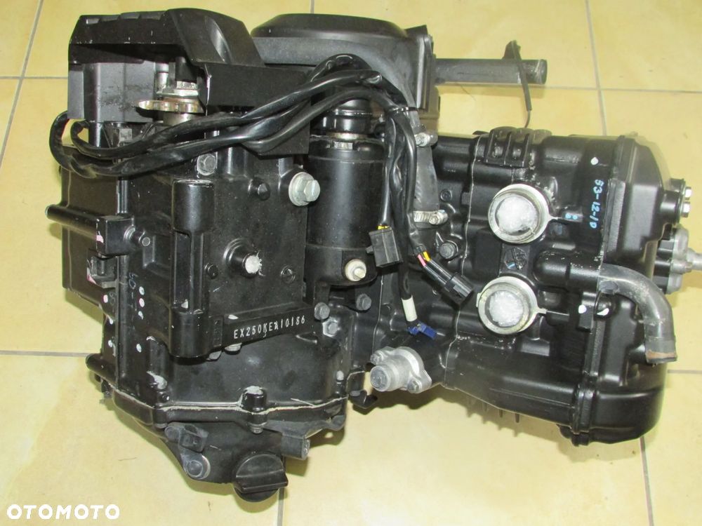 Kawasaki EX250 Ninja 08-12 silnik motor engine - 3