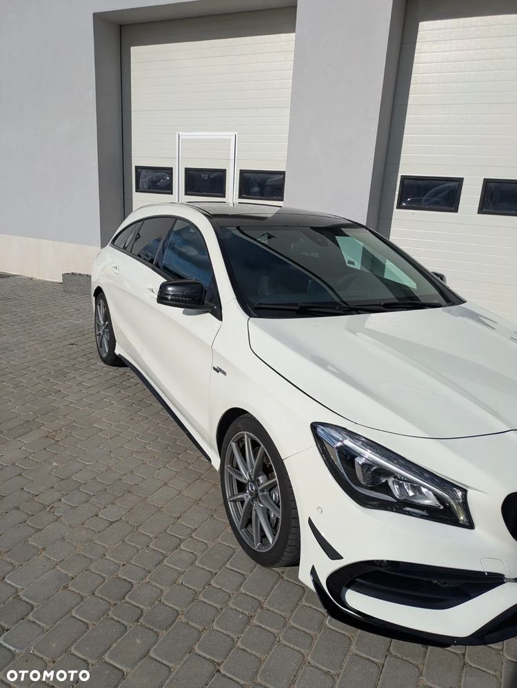 Mercedes-Benz CLA AMG 45 4-Matic - 3