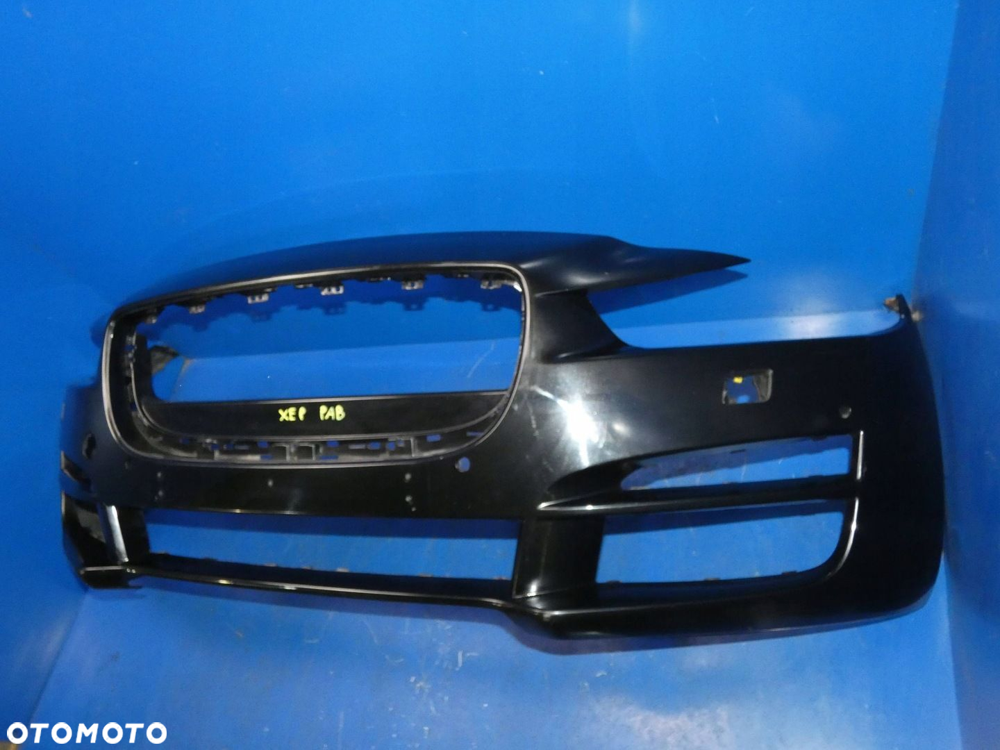 JAGUAR XE X760 ZDERZAK PRZÓD PRZEDNI POD PDC - 3