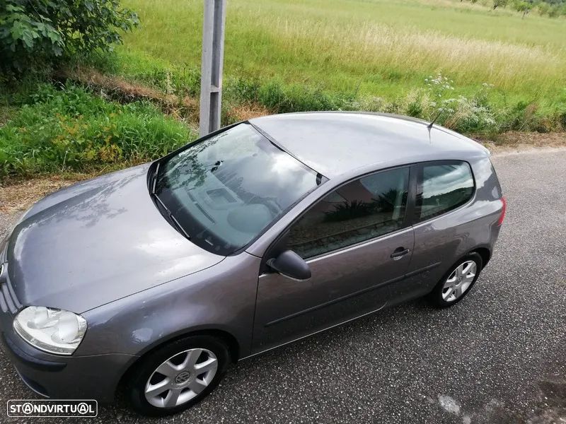 VW Golf 1.9 TDi 6V Trendline AC - 1