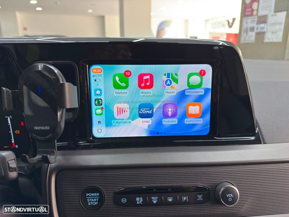 Ford Tourneo Courier 1.0 EcoBoost Titanium - 36