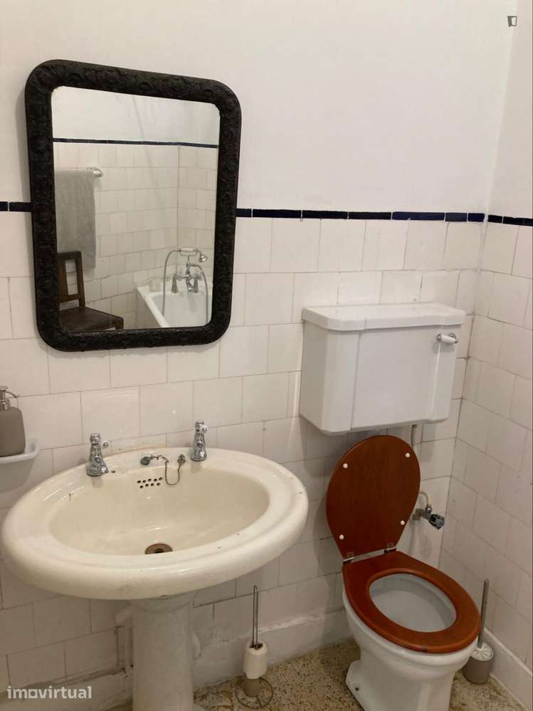 Apartamento com 2 quartos - localizado em Miragaia Porto - Grande imagem: 4/11