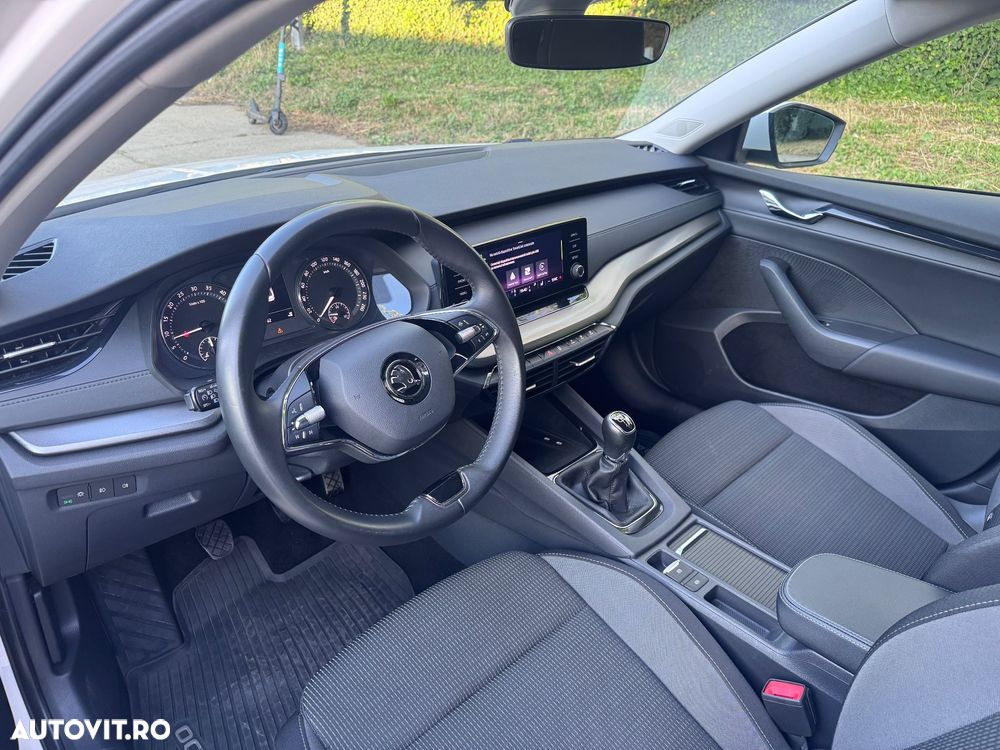Skoda Octavia 2.0 TDI Ambition - 2