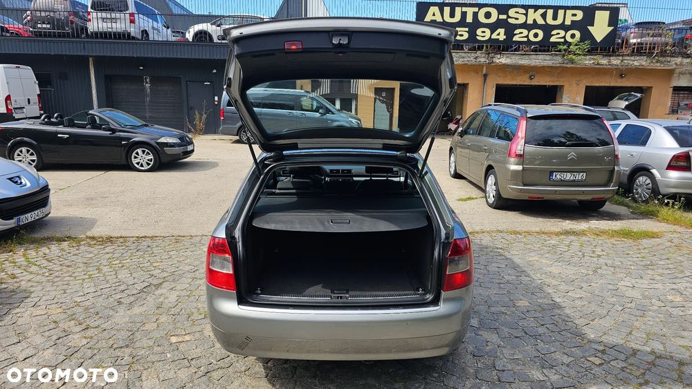 Audi A4 Avant - 13