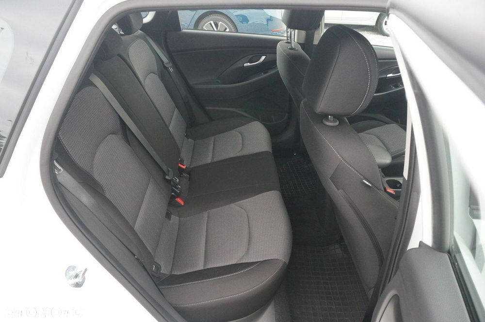 Hyundai i30 - 29