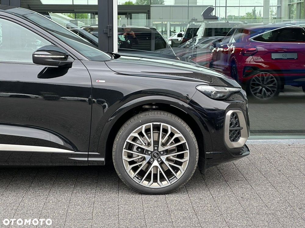 Audi Q5 Sportback - 5
