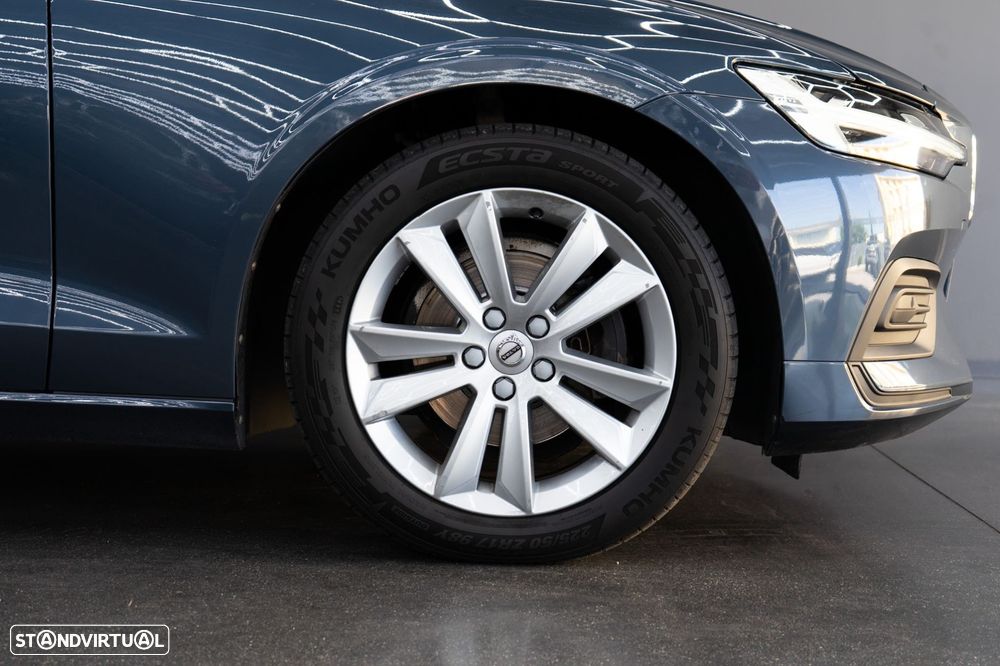 Volvo V60 2.0 D3 Momentum - 11