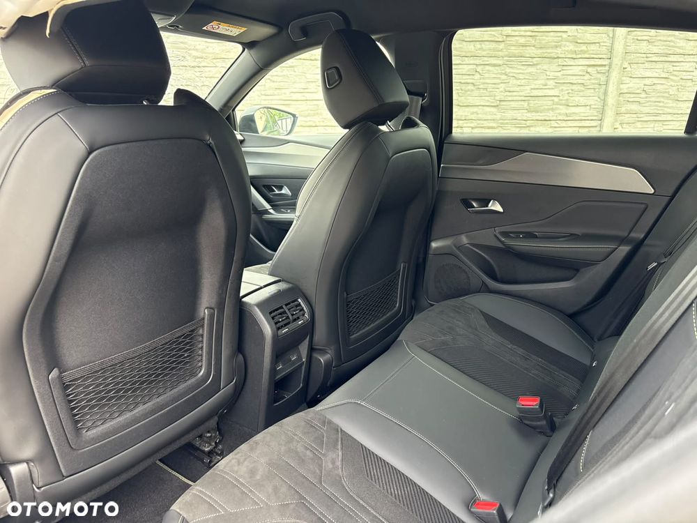 Peugeot 308 BlueHDi 130 EAT8 GT - 13