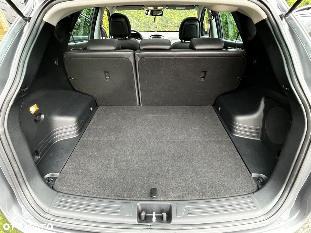 Hyundai ix35 2.0 CRDi 4WD Automatik Premium - 14