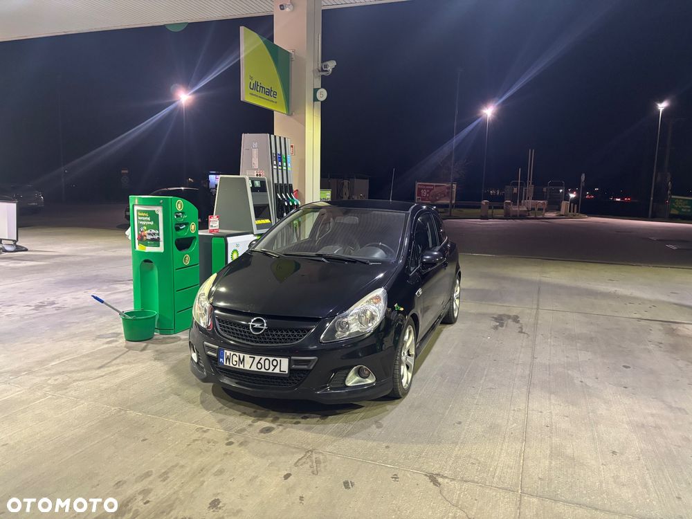 Opel Corsa 1.6 Turbo OPC - 1