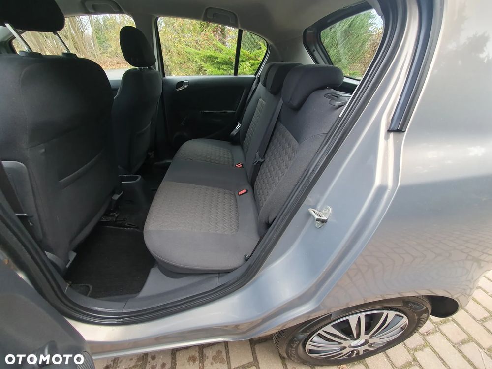 Opel Corsa 1.4 16V Edition - 11