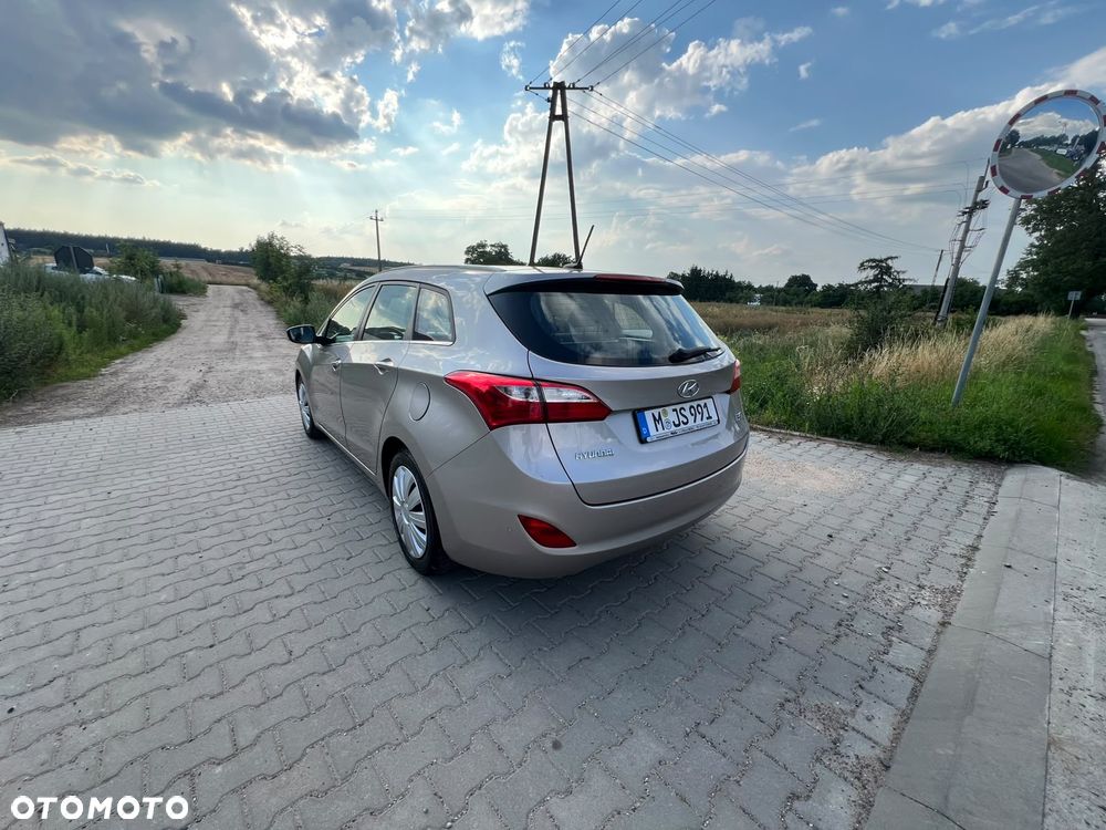 Hyundai i30 - 21