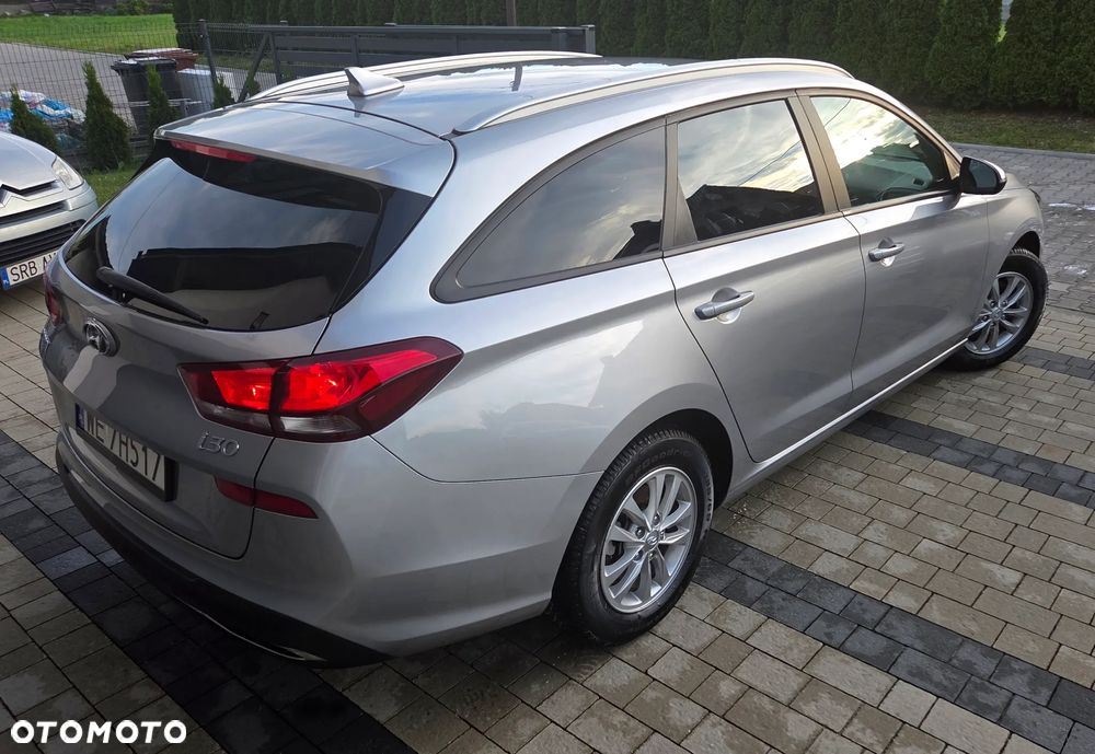 Hyundai i30 1.0 T-GDI Smart - 11