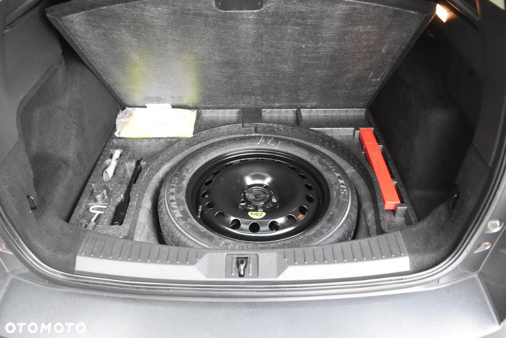 Ford Kuga ver-2-0-tdci-4x4-titanium - 17