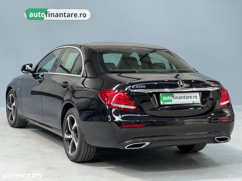 Mercedes-Benz E 200 MHEV 4MATIC Aut. - 3