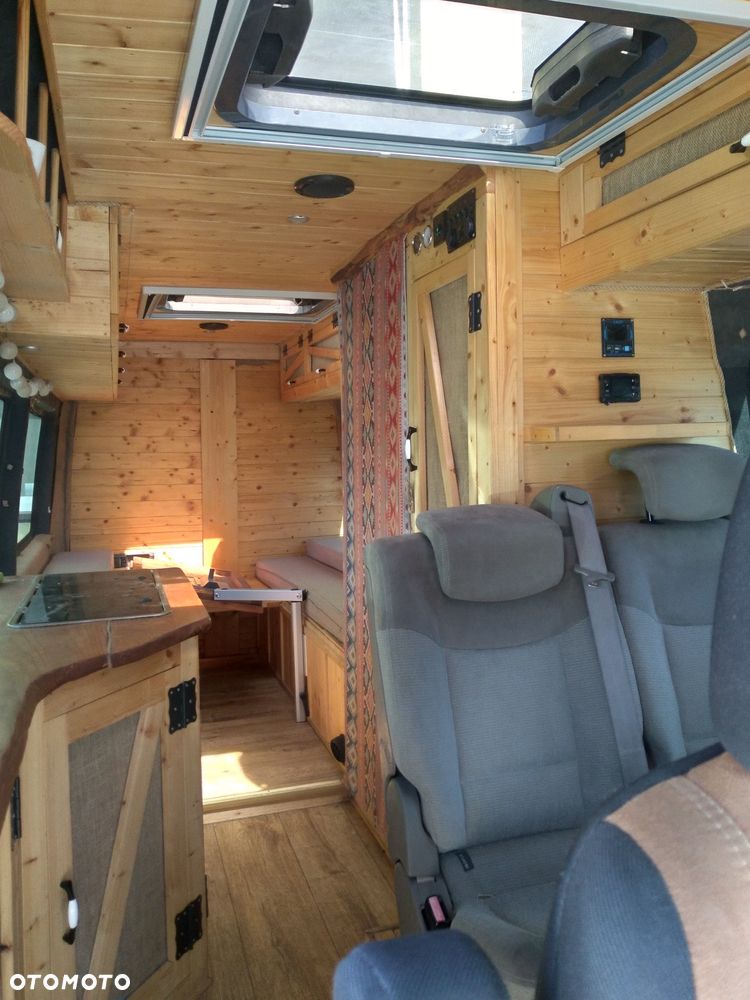 Mercedes-Benz SPRINTER - 8