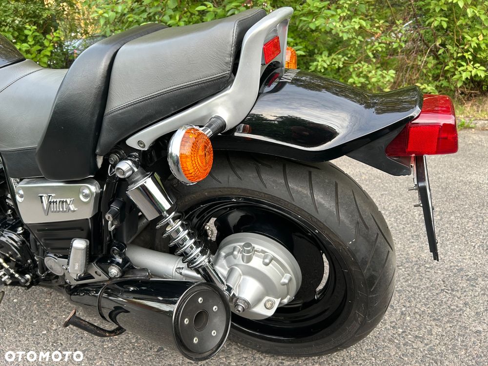 Yamaha V-MAX - 13
