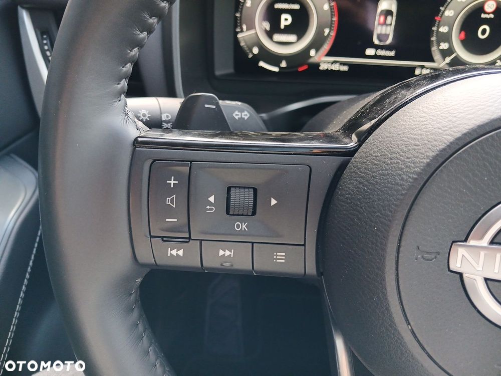 Nissan Qashqai 1.3 DIG-T mHEV N-Connecta Xtronic - 17