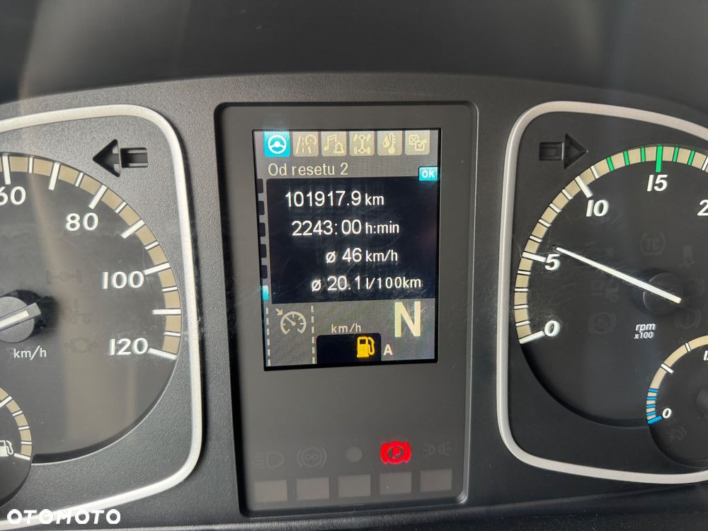 Mercedes-Benz ATEGO - 32