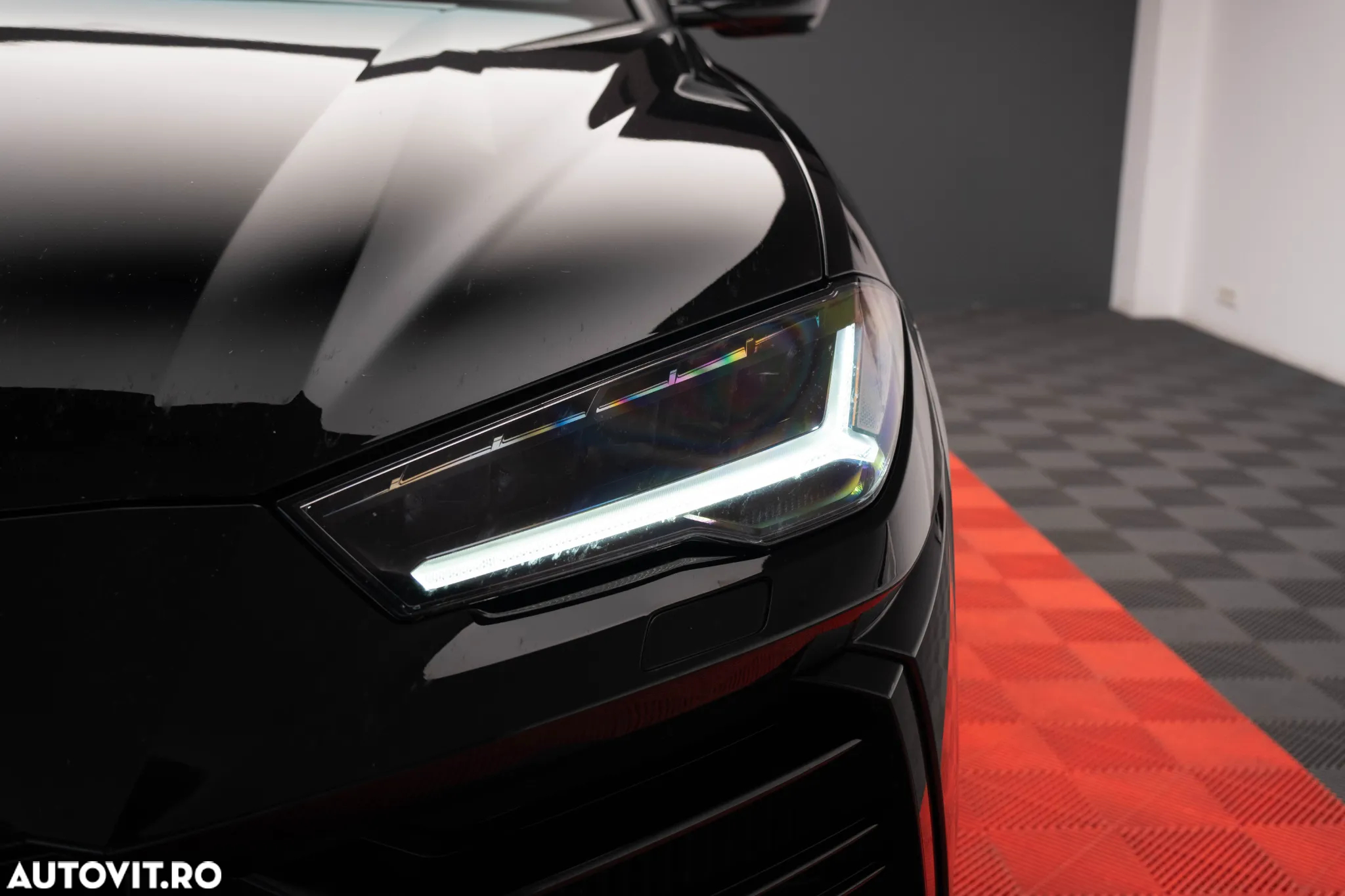 Lamborghini URUS Standard - 8