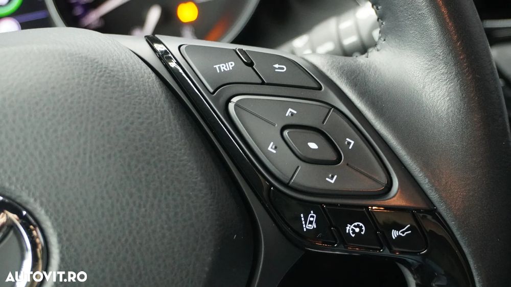 Toyota C-HR Hybrid Business-Edition - 17