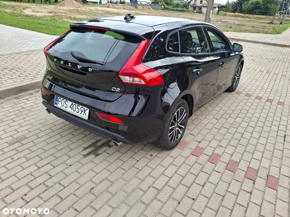 Volvo V40 2019 photo 3