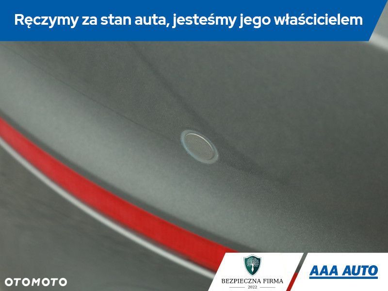 Hyundai Elantra - 16